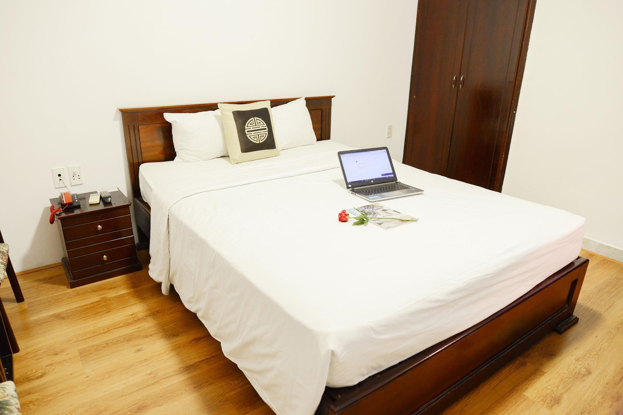 Tn 2* TP. Hồ Chí Minh